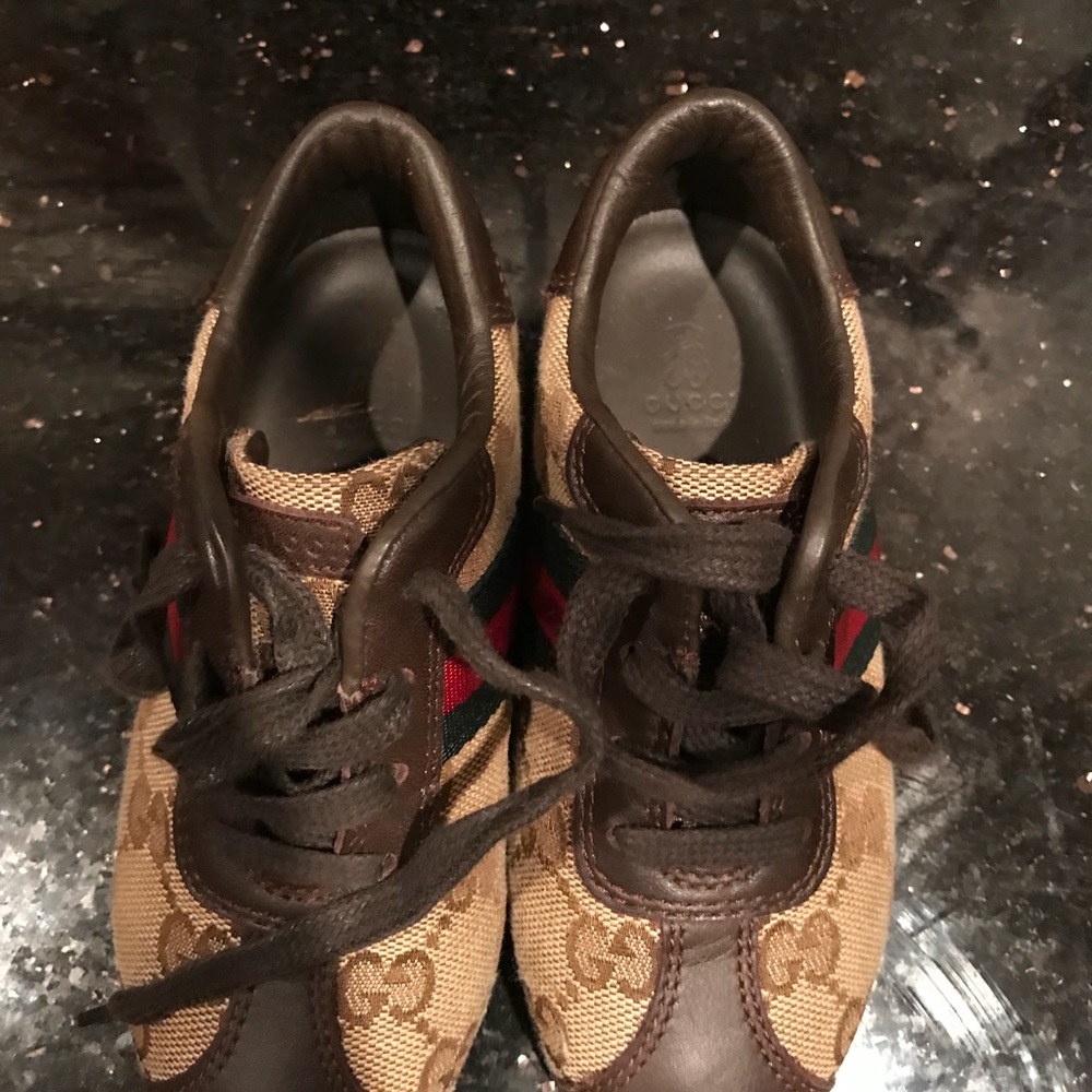 Boys Gucci shoes - Picture 2 of 4